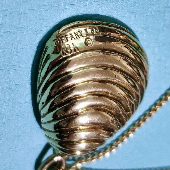 🧧SOLD🎋 Vintage Tiffany & Co 18k Shell Mother Of Pearl Enamel Pendant Necklace - Picture 3 of 6